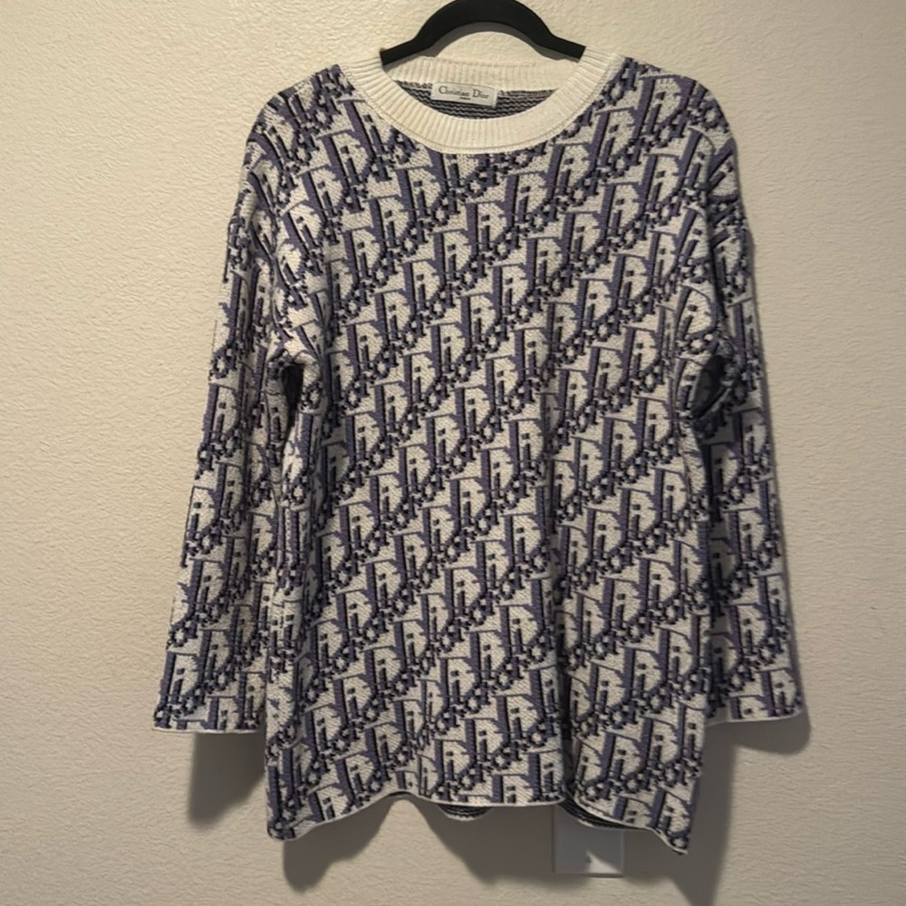 Gorgeous Dior Sweater
